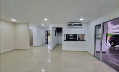 VENTA DE CASA EN CONDOMINIO VERDE ALFAGUARA JAMUND VALLE