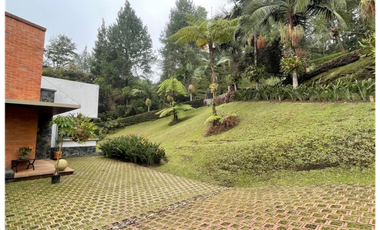 CASA SECTOR ALTOS DEL POBLADO - POBLADO