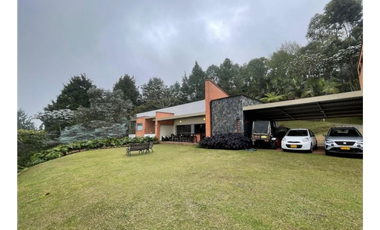 CASA SECTOR ALTOS DEL POBLADO - POBLADO