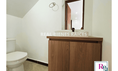 CASA EN ARRIENDO  Canon: $3.250.000 Cerca al mall cuidad jardin