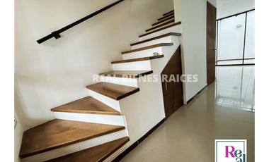 CASA EN ARRIENDO  Canon: $3.250.000 Cerca al mall cuidad jardin