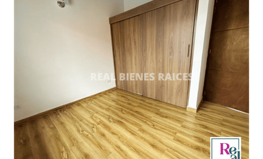 CASA EN ARRIENDO  Canon: $3.250.000 Cerca al mall cuidad jardin