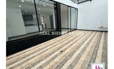 CASA EN ARRIENDO  Canon: $3.250.000 Cerca al mall cuidad jardin