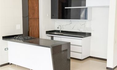 CASA EN ARRIENDO   Cerca al mall cuidad jardin