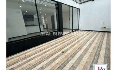 CASA EN ARRIENDO  Canon: $3.250.000 Cerca al mall cuidad jardin