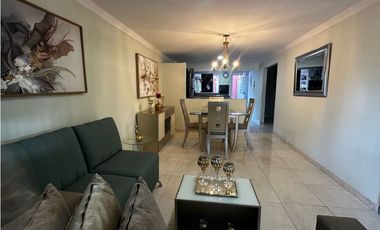 Casa de un piso barrio residencial Santa Marta