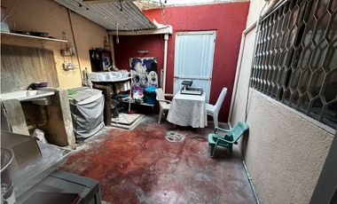 Casa de un piso barrio residencial Santa Marta