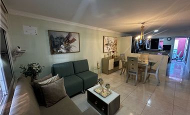 Casa de un piso barrio residencial Santa Marta