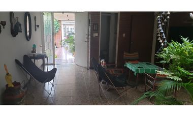 Casa de 6 hab y piscina en venta barrio La Magdalena - Girardot,