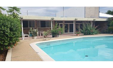 Casa de 6 hab y piscina en venta barrio La Magdalena - Girardot,