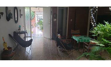 Casa de 6 hab y piscina en venta barrio La Magdalena - Girardot,