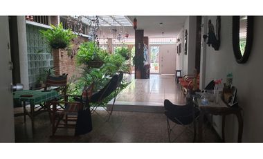 Casa de 6 hab y piscina en venta barrio La Magdalena - Girardot,