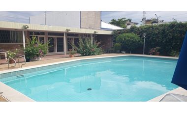 Casa de 6 hab y piscina en venta barrio La Magdalena - Girardot,