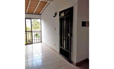 Venta casa en La Estrella, segundo piso sector San Agustin