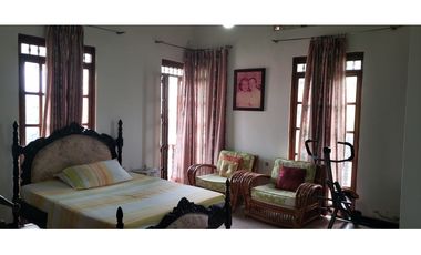 Casa en venta Barrio Granada GIRARDOT