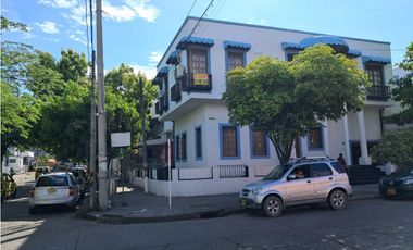 Casa en venta Barrio Granada GIRARDOT