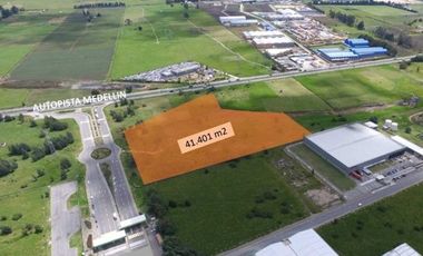 VENTA LOTE INDUSTRIAL EN EL SECTOR DE SIBERIA. (antes peaje)