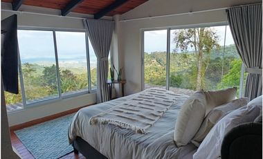 FINCA CAMPESTRE EN DAPA ALTO CON PESEBRERA