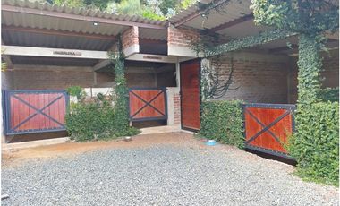 FINCA CAMPESTRE EN DAPA ALTO CON PESEBRERA