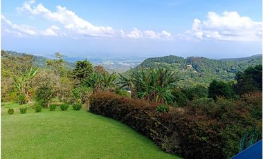 FINCA CAMPESTRE EN DAPA ALTO CON PESEBRERA