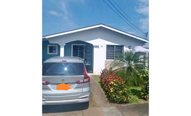 ALQUILO CASA LA CHORRERA BOSQUE DORADO PH LOS ALMENDROS