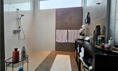 Casa en Venta o Alquiler en Bianco Loft - Altos del Golf (LM)