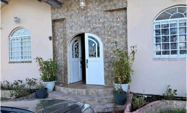 ALQUILER DE CASA EN BOQUETE AMOBLADA