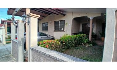 ALQUILER CASA REMODELADA BRISAS DEL GOLF NRR