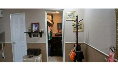 ALQUILER CASA REMODELADA BRISAS DEL GOLF NRR