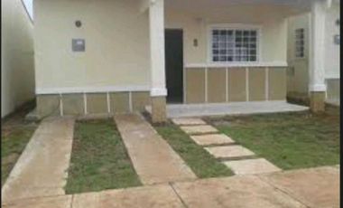 ALQUILO CASA NUEVO EMPERADOR