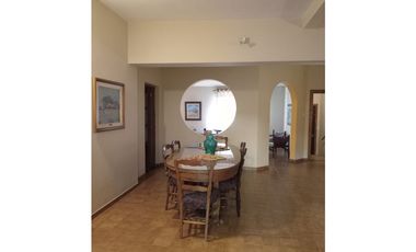 Casa de 3 dormitorios. Placido Martinez 820