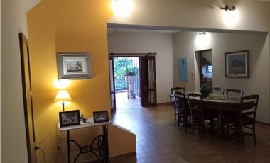 Casa de 3 dormitorios. Placido Martinez 820