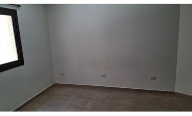 SE VENDE EXELENTE DTO DOS DORMITORIOS - TRES BAÑOS