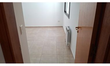 SE VENDE EXELENTE DTO DOS DORMITORIOS - TRES BAÑOS
