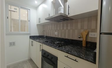 SEMIPISO 3 AMBIENTES RECICLADO – A LA CALLE CORRIENTES 2300