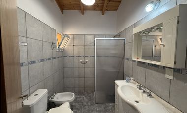 ALQUILER ANUAL, VILLA CARLOS PAZ