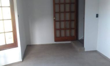 Departamento Tipo Casa en venta en Lanus Oeste
