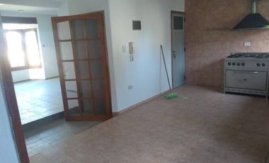 Departamento Tipo Casa en venta en Lanus Oeste