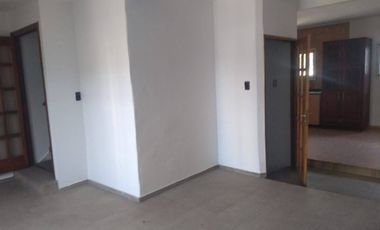 Departamento Tipo Casa en venta en Lanus Oeste