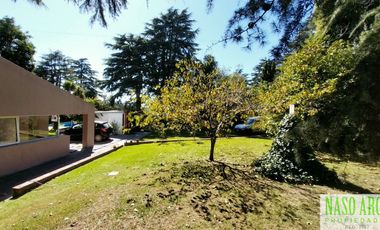 Propiedad en venta con gas natural en Sierra de los Padres. Zona Centro.