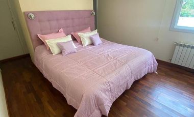 Propiedad en venta con gas natural en Sierra de los Padres. Zona Centro.