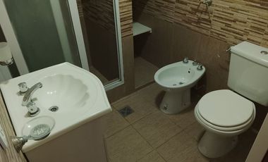 Casa PH en alquiler en Castelar Sur