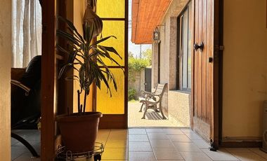 Casa en Venta en ROJAS MAGALLANES - LA FLORIDA