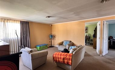 Casa en Venta en ROJAS MAGALLANES - LA FLORIDA