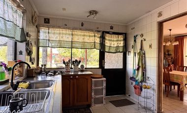 Casa en Venta en ROJAS MAGALLANES - LA FLORIDA