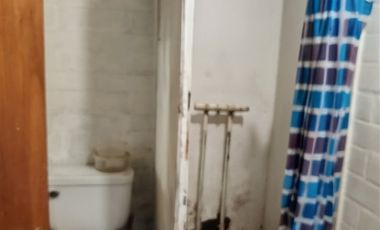 Casa en Venta en Calle San Martin con las industrias.