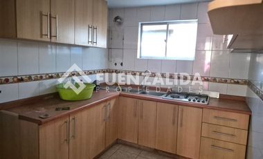 Casa en Venta en SERGIO VALDOVINOS / EDISON