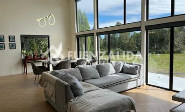 Casa en Venta en Lomas de Coihuin