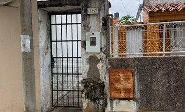 CASA A REFACCIONAR EN JOSE QUINTANA 3357