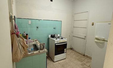 CASA A REFACCIONAR EN JOSE QUINTANA 3357